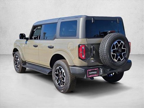 New 2026 Ford Bronco Outer Banks AWD/4WD image 9