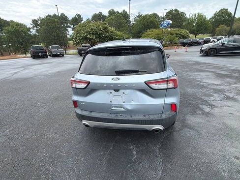 Used 2022 Ford Escape SE w/ Convenience Package FWD image 4