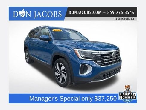 Used 2025 Volkswagen Atlas SEL AWD/4WD image 1