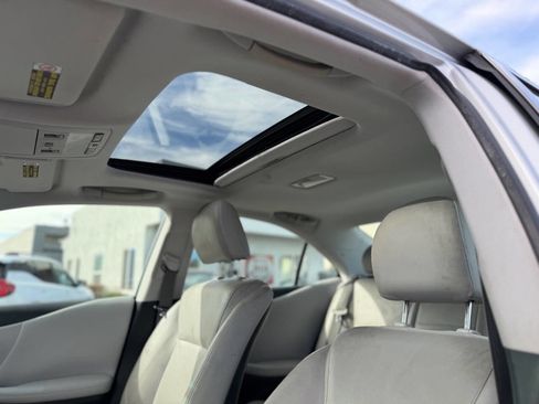 Used 2010 Lexus HS 250h image 13