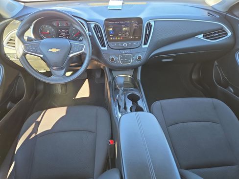 Used 2024 Chevrolet Malibu LT image 17