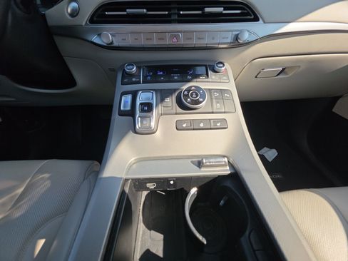 Used 2022 Hyundai Palisade SEL w/ 8P Bench Seat Package AWD/4WD image 12