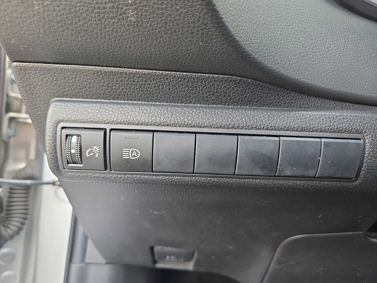 Used 2019 Toyota Corolla SE FWD image 22