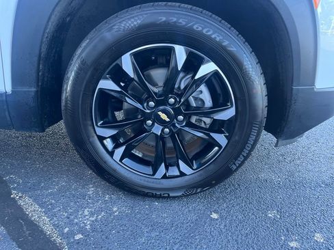 Used 2023 Chevrolet TrailBlazer LT image 31