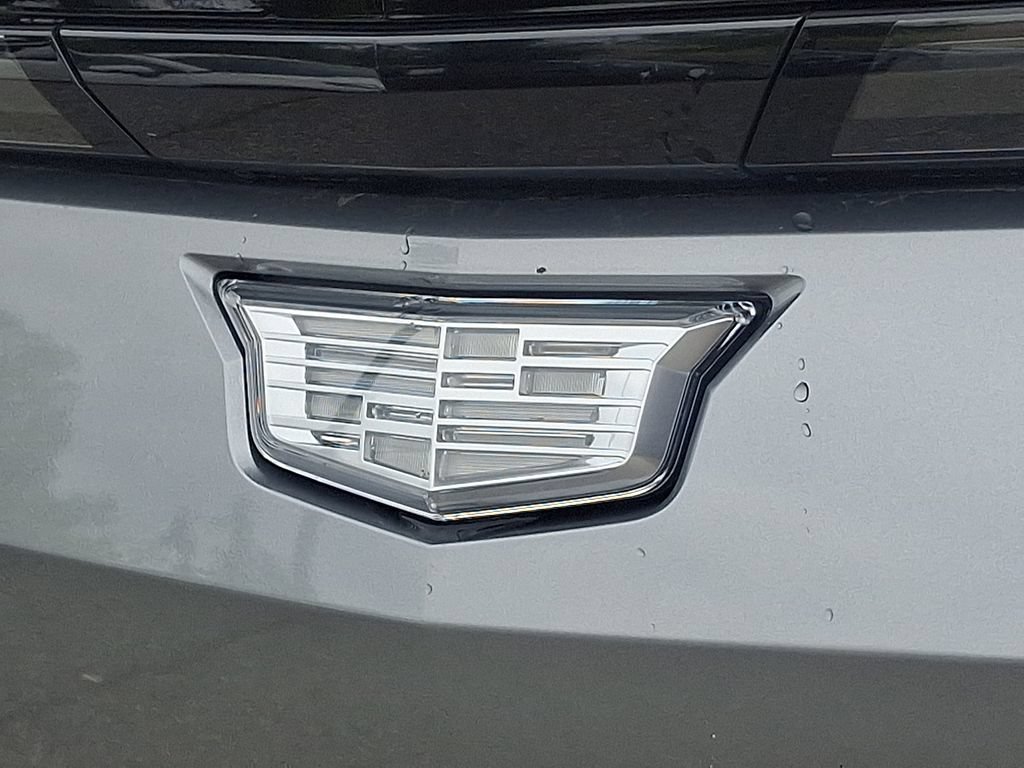 Used 2024 Cadillac Lyriq Sport AWD/4WD image 32