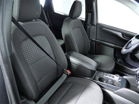 Certified 2024 Ford Escape Active image 11