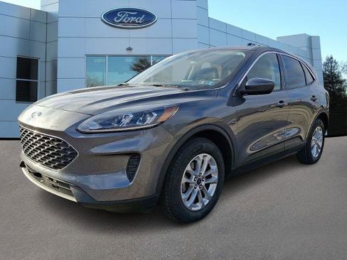 Certified 2021 Ford Escape SE w/ Convenience Package image 3
