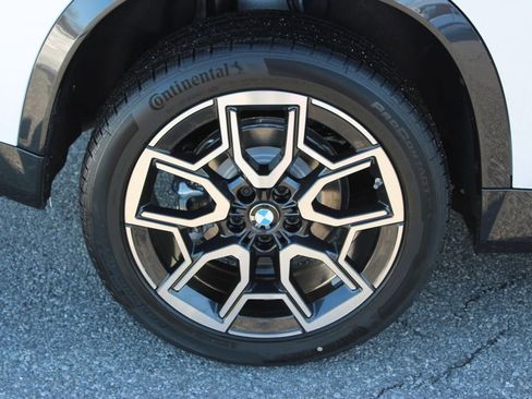 New 2026 BMW X1 xDrive28i AWD/4WD image 37