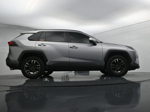 Used 2019 Toyota RAV4 LE w/ All Weather Liner Package AWD/4WD image 24