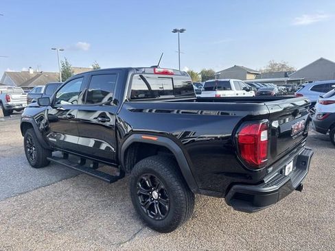 Used 2024 GMC Canyon Elevation w/ Convenience Package image 9