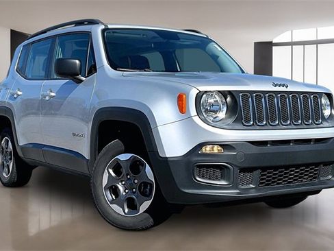 Used 2016 Jeep Renegade Sport w/ Power & Air Group image 3