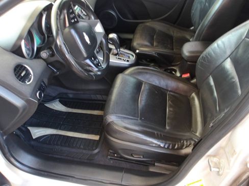 Used 2012 Chevrolet Cruze LT FWD image 5