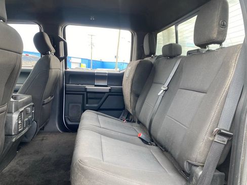 Used 2018 Ford F150 XLT w/ Equipment Group 302A Luxury AWD/4WD image 16
