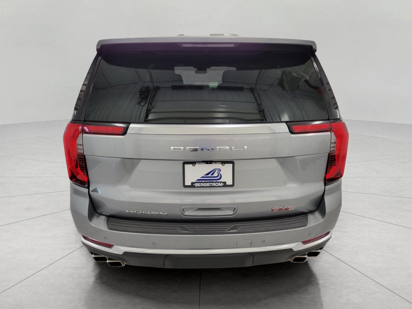 Used 2025 GMC Yukon XL Denali AWD/4WD image 25