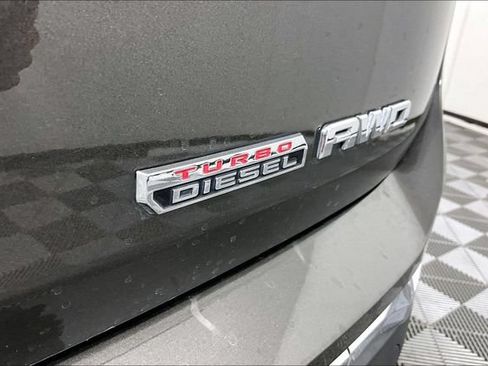 Used 2019 GMC Terrain SLT w/ Infotainment Package II AWD/4WD image 2
