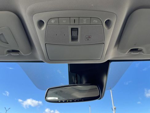 Used 2022 Nissan Rogue Sport SL w/ Premium Package image 13