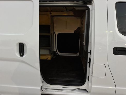 Used 2020 Nissan NV200 SV image 23