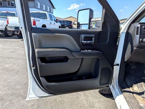 Used 2017 Chevrolet Silverado 2500 W/T image 10