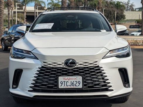 Used 2025 Lexus RX 350 w/ Convenience Package image 2
