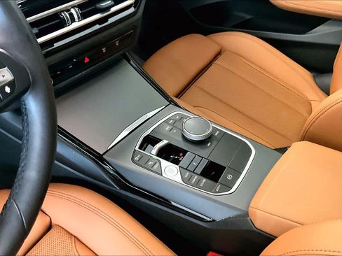 Used 2024 BMW 230i Coupe w/ Convenience Package RWD image 15