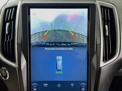 Used 2021 Ford Edge SEL w/ Convenience Package FWD image 16