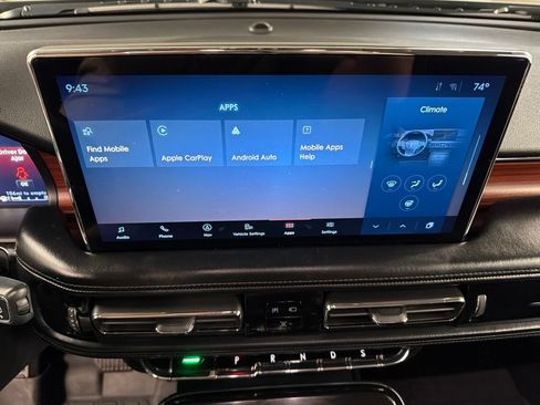Certified 2021 Lincoln Nautilus Reserve AWD/4WD image 9