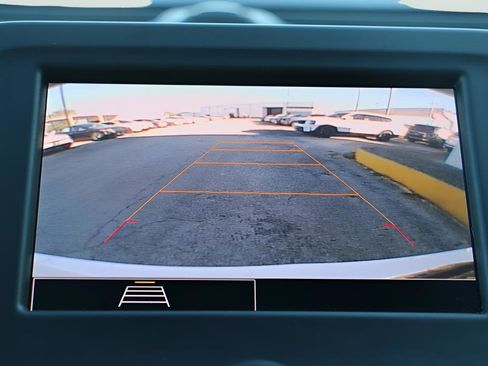 Used 2024 Chevrolet Equinox LT image 24