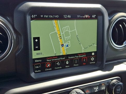 Used 2023 Jeep Wrangler Unlimited Sahara w/ Cold Weather Group AWD/4WD image 16