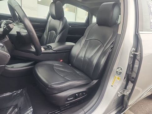 Used 2018 Buick LaCrosse Premium w/ Driver Confidence Package #2 image 29