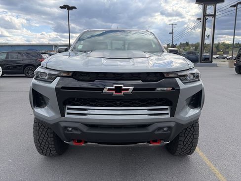New 2026 Chevrolet Colorado ZR2 w/ Technology Package AWD/4WD image 9