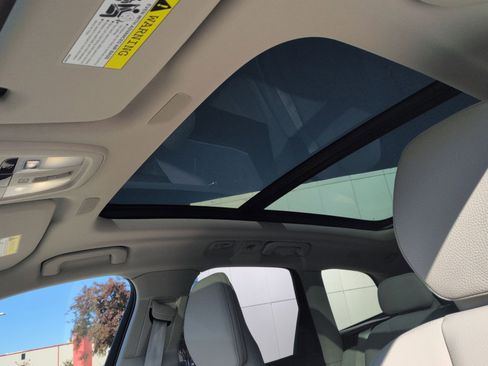 New 2025 Volvo XC60 T8 Plus w/ Protection Package Premier image 24