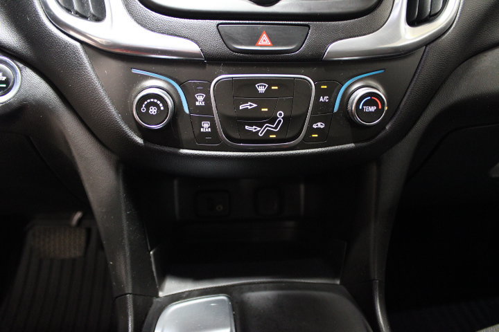 Used 2018 Chevrolet Equinox LT FWD image 31