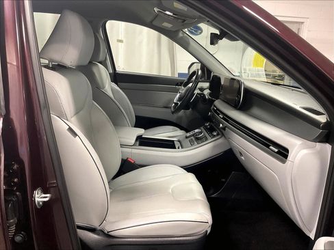Used 2023 Hyundai Palisade SEL image 11