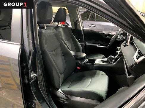 Used 2023 Toyota RAV4 XLE w/ Convenience Package image 9