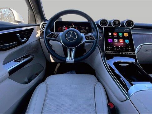 Certified 2025 Mercedes-Benz GLC 300 4MATIC image 11