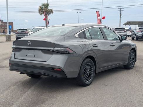 New 2026 Nissan Sentra SV w/ Floor Mat Package image 3