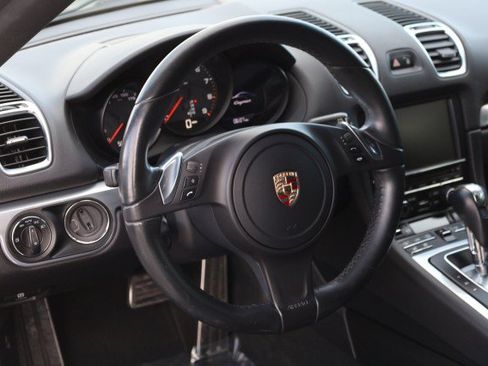 Used 2014 Porsche Cayman RWD image 23