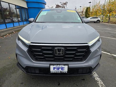 Certified 2025 Honda CR-V LX image 9