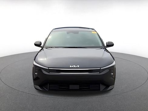 Used 2025 Kia K4 LXS image 4