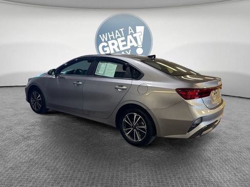 Certified 2024 Kia Forte LXS w/ LXS Technology Package FWD image 6