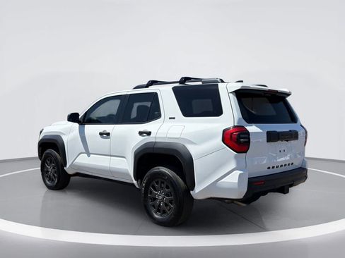 Used 2025 Toyota 4Runner SR5 AWD/4WD image 3