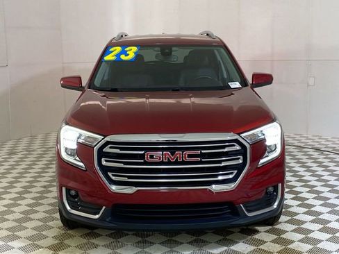 Used 2023 GMC Terrain SLT image 21