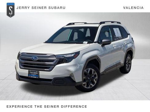 Used 2026 Subaru Forester Premium AWD/4WD image 1