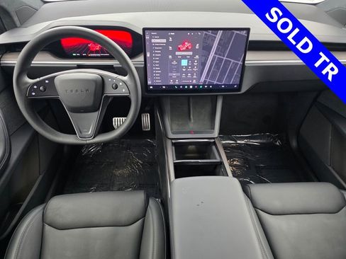 Used 2024 Tesla Model X Base image 13