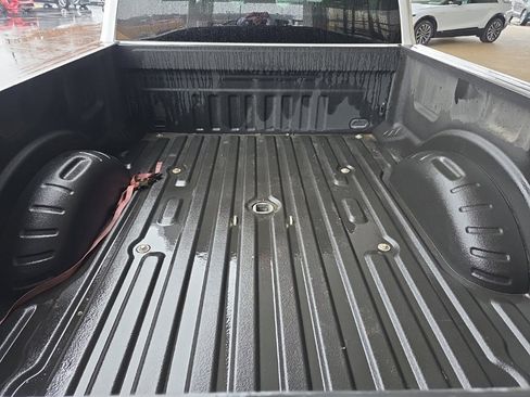 Used 2021 Ford F250 XL w/ STX Appearance Package image 4