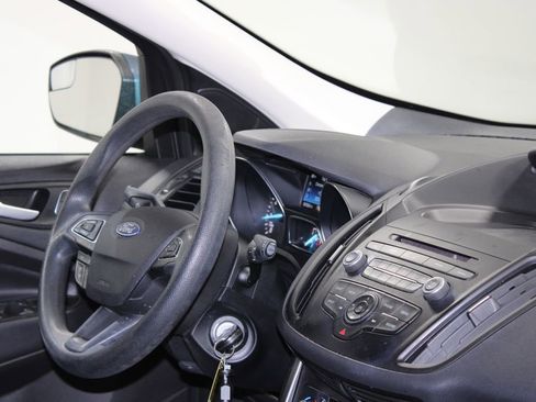 Used 2018 Ford Escape SE image 28