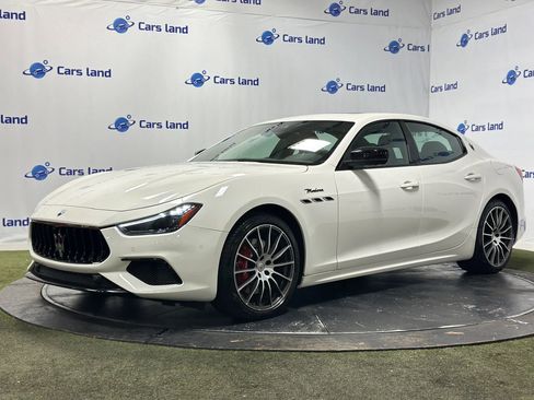 Used 2024 Maserati Ghibli Modena Q4 AWD/4WD image 6