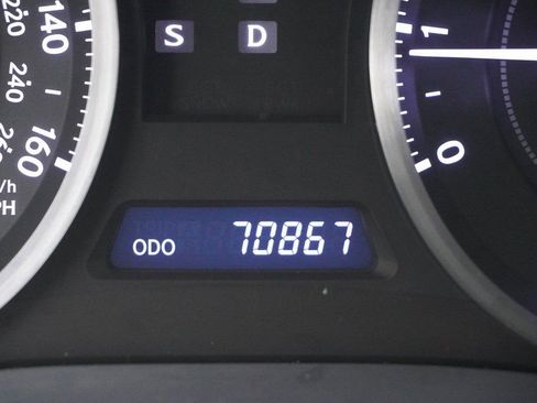 Used 2012 Lexus IS 250C image 23