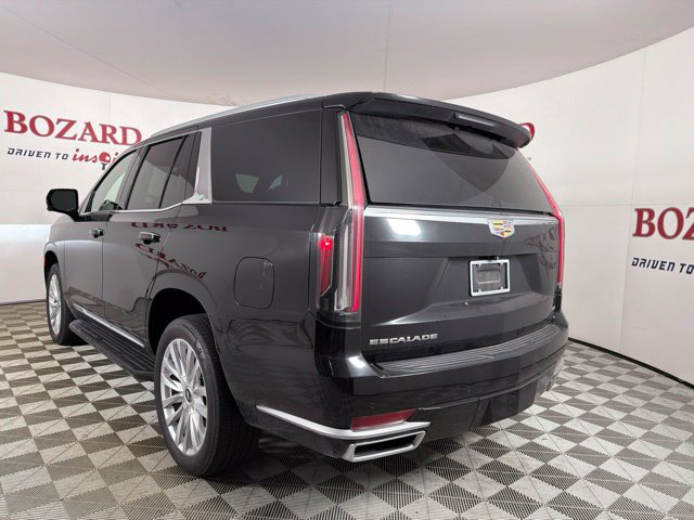 Used 2024 Cadillac Escalade Luxury RWD image 8