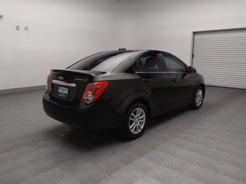 Used 2016 Chevrolet Sonic LT w/ Wheels and Fog Lamp Package image 9